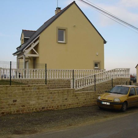 Gite Argouges Villa Bagian luar foto