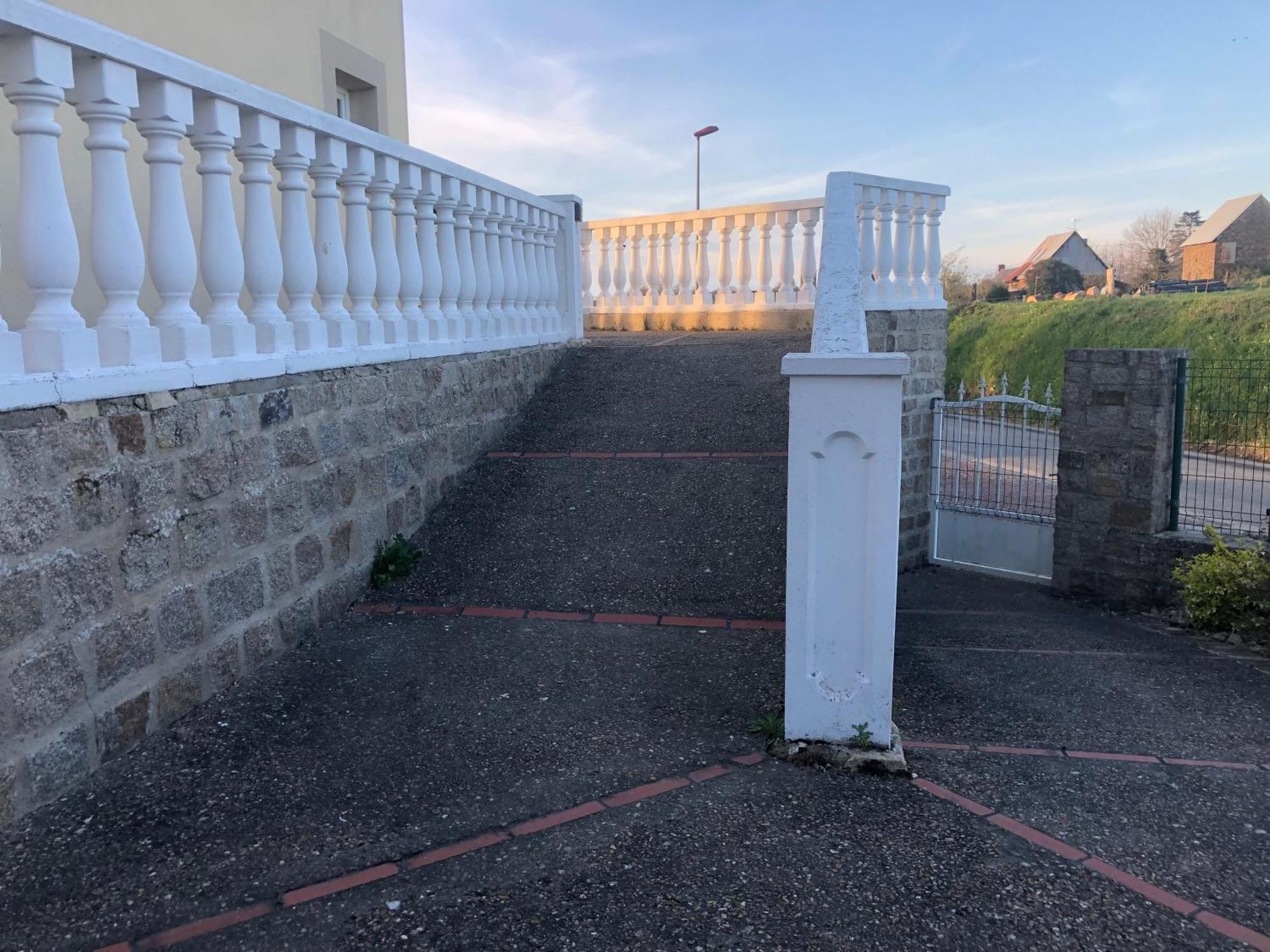 Gite Argouges Bagian luar foto