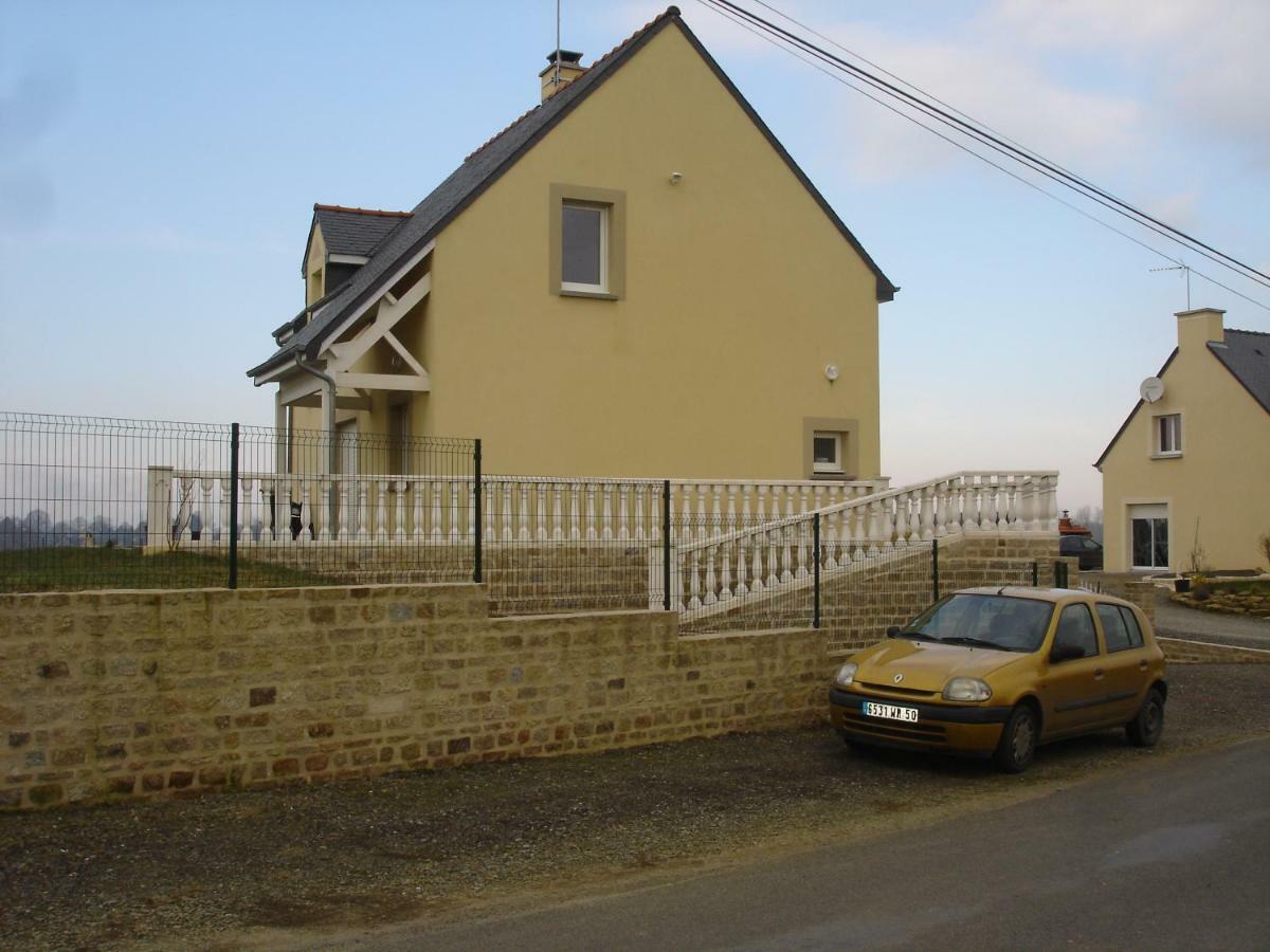 Gite Argouges Villa Bagian luar foto